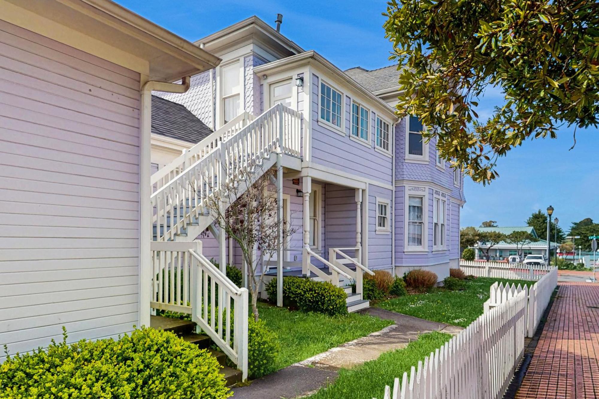 Lilac Victorian Downstairs Eureka Camera foto